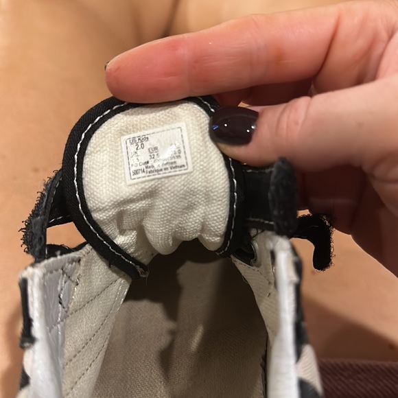 VANS YOUTH OLD SKOOL VELCRO CHECKERBOARD BLACK/RED/WHITE - Picture 6 of 6